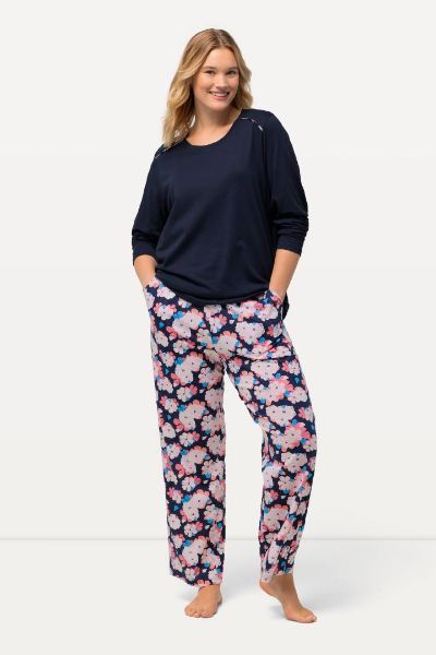 Slika Pidžama s cvjetnim prinotom na nogavicama