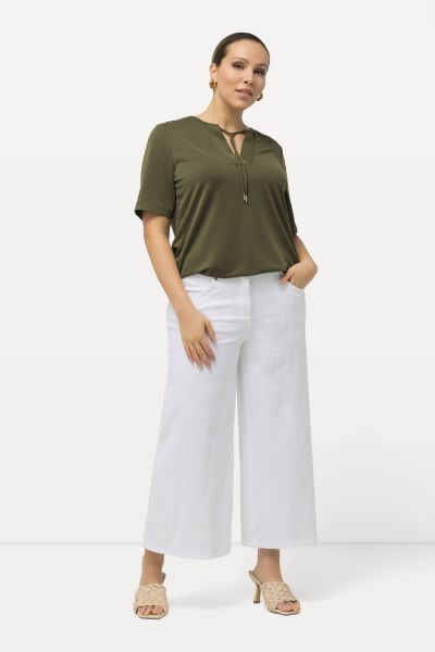 Slika Hlače šireg kroja nogavica